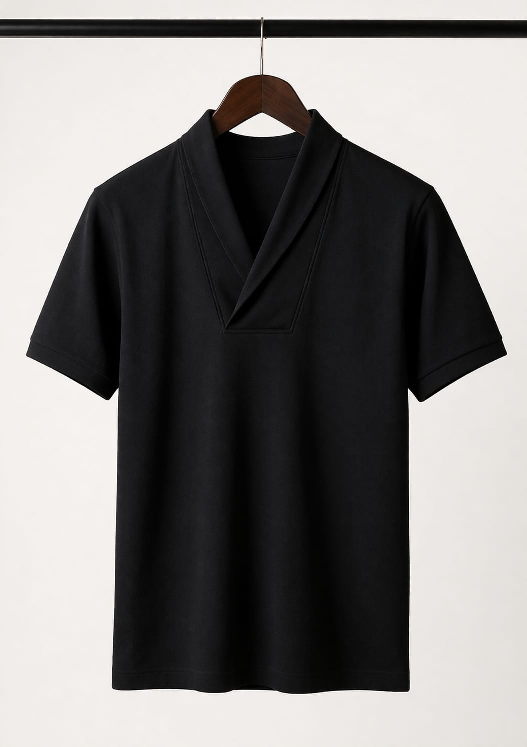 RISEO DRAPE COLLAR TEE